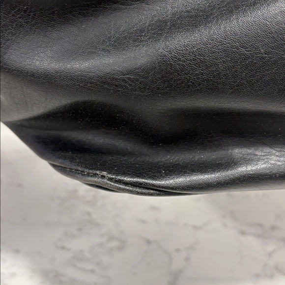 Matt & Nat Backpack - Picture 4 of 10